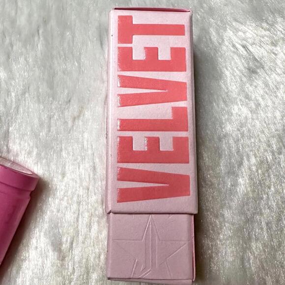 NIB Jeffree Star Chocolate Fondue Velvet Trap Lipstick Full Size 4g - Picture 5 of 11